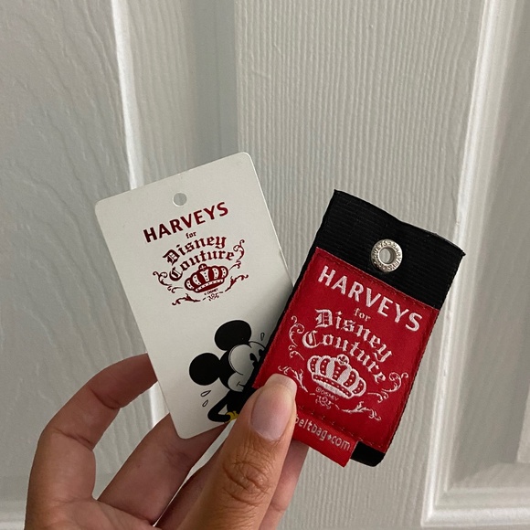 Harvey’s for Disney Couture Love You To Pieces Seatbelt Purse - Picture 6 of 8